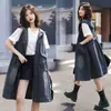 Nuevo Chaleco Retro de Color Sólido con Bolsillo Grande Holgado Talla Grande de Mezclilla Lavada sin Mangas con Capucha de Longitud Media para Mujer