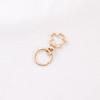 Llavero de concha multitipo con anillo plano, dos piezas, hecho a mano, para bolso, colgante, material de joyería, accesorios al por mayor