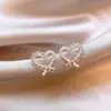 Pendientes de Corazón de Encaje Perla Plateada Aguja de Plata de Ley 925 para Mujer 2026 Pendientes de Botón Súper Hermosos Pendiente con Sentido de Diseño de Nicho