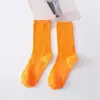 Calcetines para Mujer Transfronterizos, Calcetines de Color Sólido, Calcetines de Media Pantorrilla para Mujer, Calcetines Holgados Zhuji, Calcetines de Color Algodón de Azúcar para Mujer, Venta al por Mayor de Fábrica Coloridos