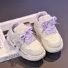 Zapatillas Antideslizantes de Moda para Niñas 2025 Otoño Niños Grandes Zapatillas Versátiles Zapatos Deportivos Casuales con Cordones para Niños
