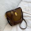 Bolso pequeño portátil informal retro para mujer, nuevo bolso de cubo a juego de moda otoño e invierno 2023, bolso de mensajero de diseño nicho