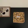 ¡Pequeña literatura y arte gris! Pañuelo Cuadrado Pequeño de Algodón Estampado Azul y Rojo Vintage Estilo Coreano Pañuelo Versátil de Alta Calidad