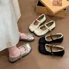 Vestido con lazada, punta cuadrada y tacón grueso, dulce tira única, nuevos zapatos Mary Jane de encaje para mujer 2026