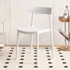 Silla de plástico para uso doméstico, engrosada, adecuada para mesas de comedor en restaurantes, cómoda para sentarse a largo plazo, uso comercial, diseño minimalista moderno, con respaldo, estilo nórdico