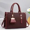 Bolsa Tote Grande Capacidade Bolsa de Ombro para o Trabalho Textura Bolsa Feminina Bolsa para Todas as Estações Mulheres 2025 Novo Estilo
