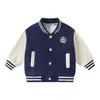 Ropa Nueva para Niños 2025 Otoño e Invierno Abrigos para Niños y Niñas Estilo Coreano Moda Pequeños Abrigos de Algodón Lindos Estampados Ligeros y Cálidos