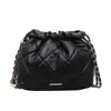 Bolso Cubo Personalizado de Estilo Coreano de Moda para Mujer de Este Año, Bolso de Hombro Acolchado Nuevo Primavera 2026 con Cadena Bolso Cruzado