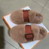 Pantuflas peludas de suela gruesa de moda para mujer, nuevo estilo otoño e invierno 2026, forradas de felpa para abrigar, pantuflas de algodón estilo Birkenstock