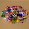 Planta casual de dibujos animados cactus de PVC goma blanda hebilla de plástico para zapatos con agujeros, decoración de zapato con luz LED, hebilla de zapato, accesorio de luz intermitente