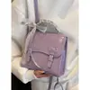 Mochila para Mujer Estilo Colegio Británico 2026 Primavera Nueva Moda Correa de Bufanda de Seda Mochila Vintage Mochila de Estilo Coreano de Moda