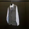 Sala de Modelos de Ropa Suave para Hombres Vestuario Estilo Italiano Sencillo Chaqueta de Traje para Hombres Exhibición de Accesorios Armario Decoración