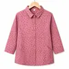 Camisa de algodão de verão para mulheres idosas, roupas para mulheres de meia-idade e mais velhas, camisa de algodão com mangas de três quartos para mães, cardigã com gola virada para avós