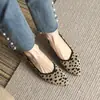 Sapatos de Princesa Vazados de Salto Grosso Tricotados de Bico Fino Temperamento Sapatos Solteiros 2024 Verão Novos Salto Grosso Salto Alto Feminino Sapatos Tricotados