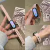 Adequado para Pulseira do Relógio Xiaomi Mi Band 11, Estilo Slim Color-Blocked com Fivela Dupla, Pulseira de Couro de Reposição para Xiaomi 9/8 Nfc
