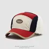 Gorra de pico de pato para niños de otoño e invierno, tela de secado rápido, buen diseño de bloques de color, a prueba de viento, protege los oídos, gorra de aviador, gorra de béisbol para niños y niñas
