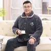 Pijama de hombre de mediana edad y anciano otoño e invierno forro polar de coral algodón acolchado de tres capas forrado de polar chaqueta acolchada de algodón para padre de mediana edad para el pelo