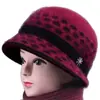 Chapéu Estilo Coreano Fashionável Quente de Lã Tricotada para Mães de Meia-Idade e Idosas Mulheres Inverno Senhora Idosa Avó Chapéu de Algodão com Forro de Lã