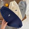 Calças de Moletom Forradas de Lã Infantil 2025 Novo Estilo para Meninos e Meninas, Calças Jogger Esportivas para Crianças Pequenas com Bolsos e Estampa de Letras