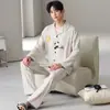 Cárdigan largo de manga larga y pantalón largo para hombre al por mayor, pijama de algodón puro, ropa de casa casual de dibujos animados para otoño, conjunto de dos piezas