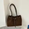 Otoño 2026 Nuevo Estilo Coreano Moda Retro Nicho Bolso Tote Gran Capacidad Tacto de Alta Gama Bolso de Hombro Cruzado Individual