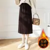 Toma real: Falda de pana y chenilla con forro polar y grosor para mujer, nueva falda lápiz casual de cintura alta con abertura para otoño e invierno