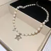Collar Retro Francés de Zirconia Estrella Perla Cadena Clavícula Lujo Ligero Sentido de Alta Gama Dulce Estilo Fresco Exquisito Versátil Collar para Mujeres