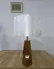 Lámpara de Mesa Moderna Simple para Mesita de Noche Lámpara de Diseño Lujo Ligero Dormitorio Estudio Casa de Huéspedes Sala Modelo Lámpara de Mesa de Mármol para Mesita de Noche