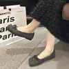 Zapatos planos retro con lazo para mujer para primavera y otoño 2026, nuevos zapatos Mary Jane peludos de estilo francés poco profundos para la noche