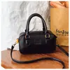 Fabricante Transfronterizo 2025 Otoño e Invierno Nuevo Bolso de Bolos para Mujer Bolso Boston Almohada de Nicho Bolso de Mano Cruzado de Moda