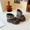 Botines Cortos para Niñas 2026 Otoño/Invierno Estilo Dulce Ribete de Encaje Moño Forro Polar Negro Botines Pequeños de Cuero Vintage