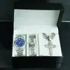 Moda Genial Conjunto de Collar con Colgante de Cruz Pulsera Reloj Caja de Regalo Traje Regalos Hermosos de Alta Gama para Hombres
