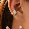 Ear Cuff Cuadrado de Circonita de Estilo INS Transfronterizo Europeo y Americano para Boda, Pendiente de Cobre Chapado en Oro Real de 18K de Alta Calidad para Mujer