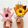 Temporada de graduación girasol ramo pequeño clavel girasol para enviar novia regalo maestro boda mano fuegos artificiales mayoreo