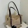 Bolso de almohada minimalista de moda retro transfronterizo, acabado mate estilo francés otoño/invierno, de nicho moderno, bolso de hombro versátil