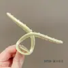 Pinzas para el cabello de alta gama para mujer para la parte posterior de la cabeza, exquisitas pinzas de garra de perla para el día a día, elegantes pinzas de tiburón para salir, venta al por mayor de artículos pequeños de Yiwu