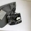 Bolsa de Clase para Estudiantes Bolso para Mujer 2025 Nuevo Bolso de Hombro Axila Rayado Gran Capacidad Commuter Casual Bolso Tote