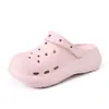 Zuecos de mujer con patrón de estrellas, huecos, de suela gruesa, adecuados para el verano, sandalias con puntera de EVA, zapatos de playa para mujeres petite para añadir altura