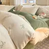 Conjunto de Cama de Inverno Espesso Quente Classe A Leite Fleece Quatro Peças Fleece Coral Flanela Lençol de Cama Capa de Edredom Fronha Roupa de Cama