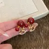 Nuevos Pendientes Rojos de Caballo Estilo Hong Kong 2026 para Mujer, Pendientes Únicos Hermosos Retro Otoño e Invierno, Pendientes del Zodiaco de Año Nuevo