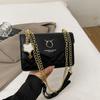 Bolsa Bolsa Transversal Feminina 2025 Nova Bolsa de Ombro com Corrente de Luxo Leve Bordado com Diamantes de Verão Venda Quente Bolsa Feminina