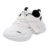 Bestseller Douyin Sapatos Femininos Sola Grossa Aumenta Altura Confortáveis Sapatos Pai Moda Versátil Para Ir ao Trabalho Casual Esportes Sapatos Brancos 8863
