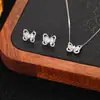 Conjunto de Colección de Dos Piezas de Pendientes y Collares Más Vendido Transfronterizo Venta al por Mayor Moda Europea y Americana Cadena de Clavícula Ligera de Lujo Pendientes