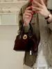 Bolso de mano retro mate de moda para mujer, nueva colección 2026, exquisito bolso tote mini versátil, bolso cruzado, bolso de mano pequeño para salidas