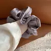 Elástico de Cabelo Flor de Pérola Alta Qualidade Cetim Bola na Ponta Corda para Rabo de Cavalo Verão 2025 Novo Elástico de Cabelo