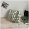 Bolso Acolchado con Cadena de Moda Versátil para Mujer 2026 Nuevo Modelo de Gama Alta Versátil para el Trabajo Bolso de Hombro Cruzado Tote