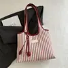 Bolsa Tote de Gran Capacidad para Mujer 2025 Nueva Versátil Lona Rayada Bolso de Hombro para el Trabajo Bolso Casual para Mujer Debajo del Brazo