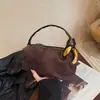 Moda Nova Transfronteiriça Maillard Nicho Bolsa Feminina Retro Versátil Bolsa Transversal Textura de Alta Qualidade Portátil Bolsa Almofada
