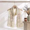 Lenço de Seda Georgette Leve 50*160 Lenço Longo Estampado Adequado para Todas as Estações Toque de Luxo Lenço de Gaze Lenço Decorativo de Seda