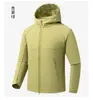 Chaqueta abrigo con capucha cortavientos impermeable de una sola capa softshell para exteriores estilo de marca para hombres y mujeres ropa softshell